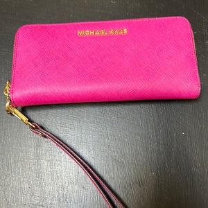 Hot Pink Michael Kors Wristlet Wallet